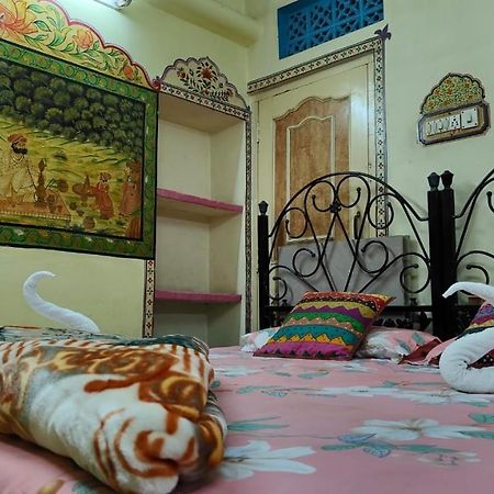 Golden Dreams Guest House ジョードプル エクステリア 写真