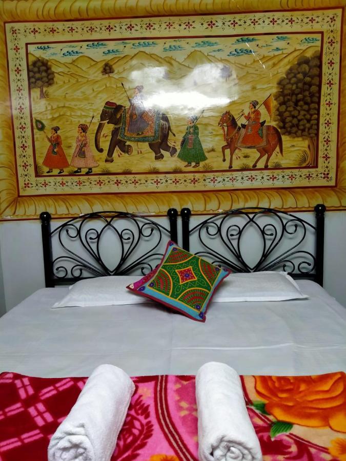 Golden Dreams Guest House ジョードプル エクステリア 写真